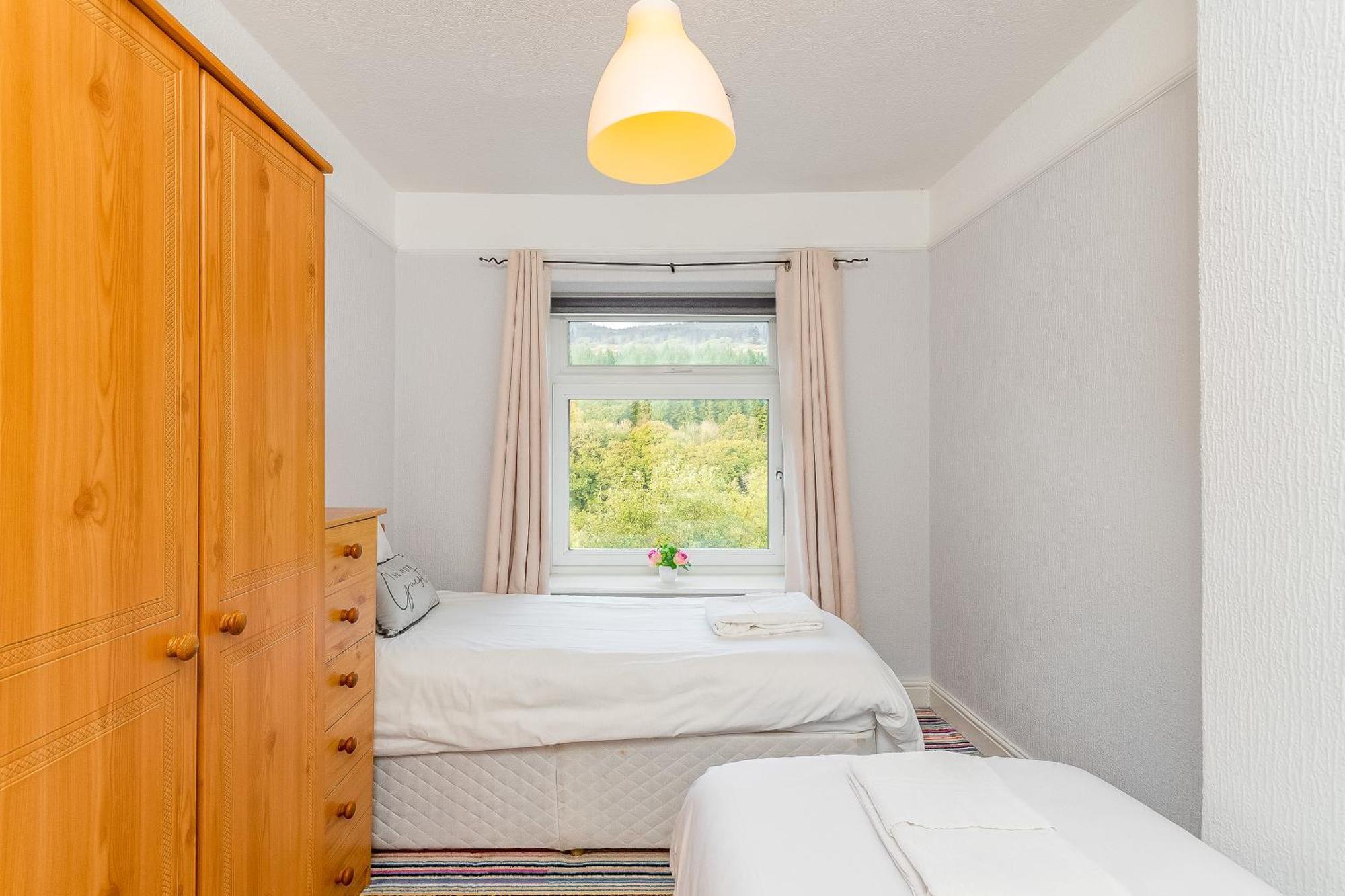 The View Spacious Apartment In Afan Forest Bike Park By Staystaycations Port Talbot Exterior foto